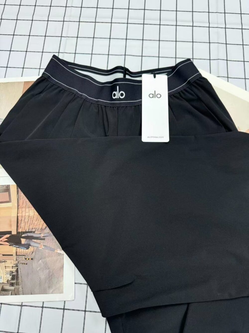 🖤Black ALO Yoga Wide Leg Suit Up Pants (Length:30" Inseam) – NWT😉 - Picture 4 of 9